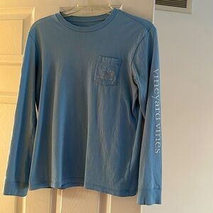 blue long sleeve vineyard vine shirt